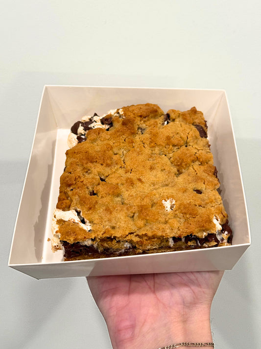 S’mores Cookie Bar